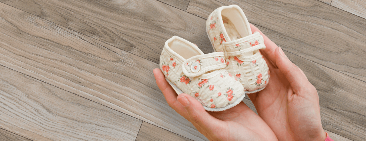 15 Cleaning floors while pregnant 1280x492px (2).png